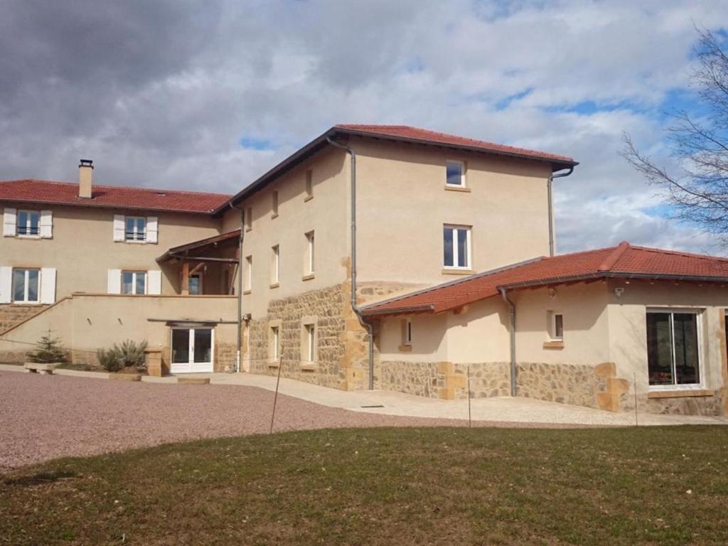 La Ferme Du Chapi Hotel Saint-Laurent-dʼOingt Buitenkant foto